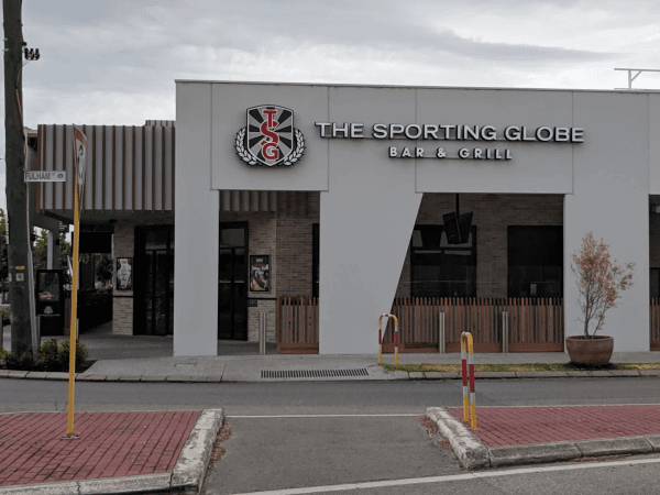 Best Sports Bars in Cloverdale - The Sporting Globe Belmont