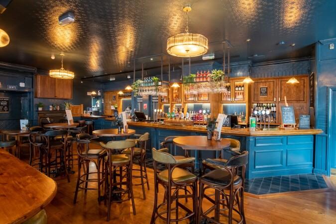 Best Sports Bars in Covent Garden - Prince of Wales