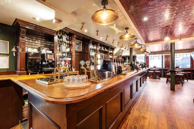 Best Sports Bars in London - Green Man