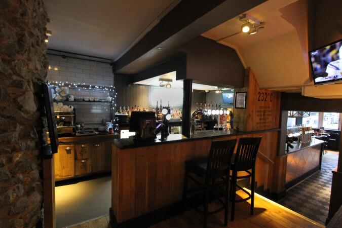 Best Sports Bars in Sutton - O'Neills Sutton