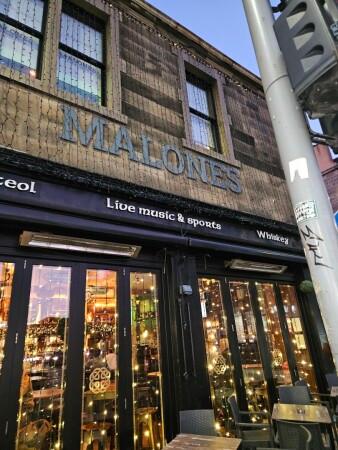 Best Sports Bars in Edinburgh - Malones Edinburgh