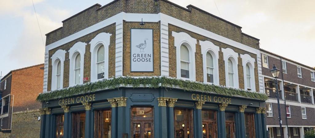 Best Sports Bars in London - Green Goose