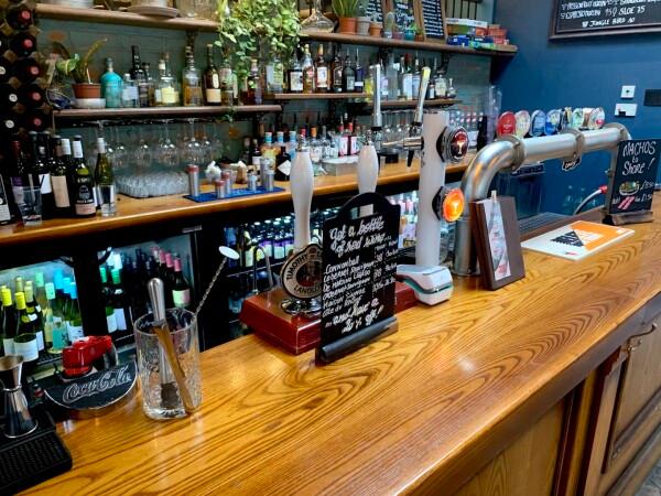 Best Sports Bars in London - East Putney Tavern