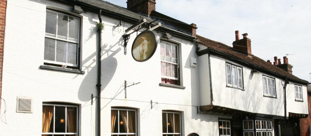 Best Sports Bars in St Albans - The Goat Inn