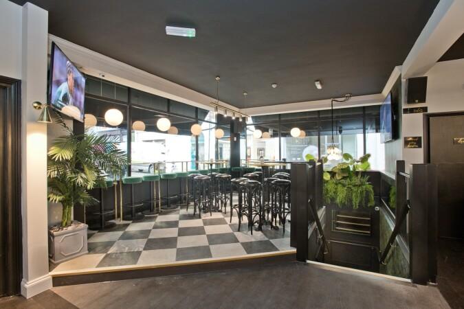 Best Sports Bars in Mayfair - Bonds Mayfair