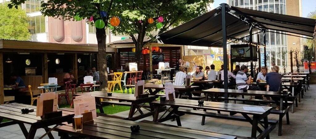 Best Sports Bars in London - Minories London