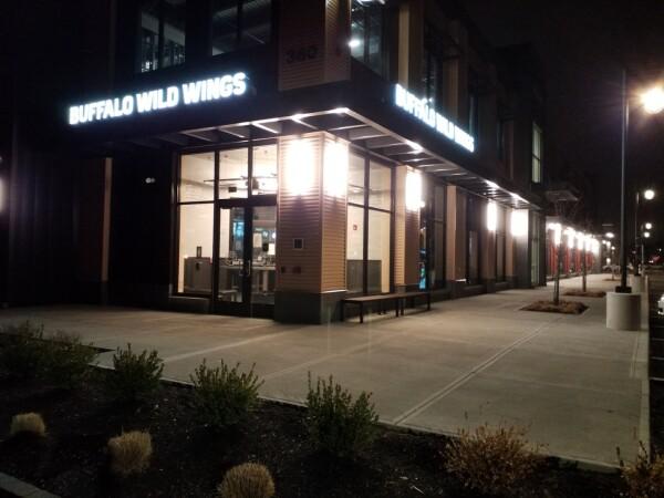 Best Sports Bars in Portsmouth - Buffalo Wild Wings @ Portsmouth, Nh