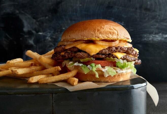 Best Sports Bars in Portsmouth - Buffalo Wild Wings @ Portsmouth, Nh