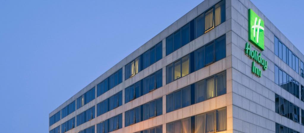 Best Sports Bars in Milton Keynes - Holiday Inn Milton Keynes Central