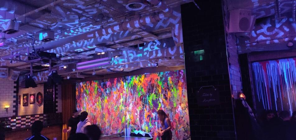 Best Sports Bars in London - Bounce, Old Street