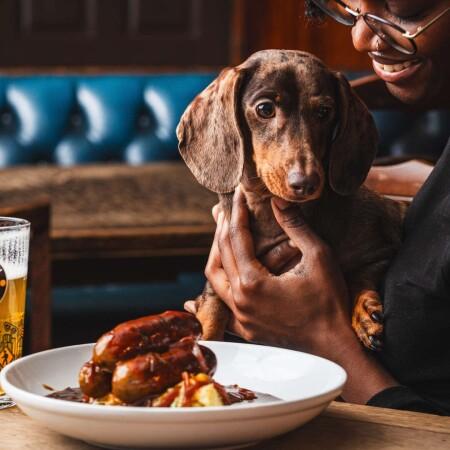 Best Sports Bars in London - The Crooked Billet