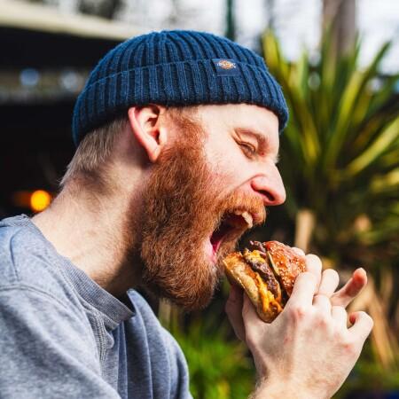 Best Sports Bars in London - The Crooked Billet