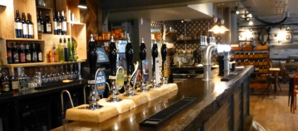 Best Sports Bars in Cambridge - Cambridge Brewhouse