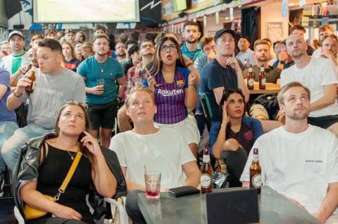 Best Sports Bars in Barcelona - Belushi's Barcelona