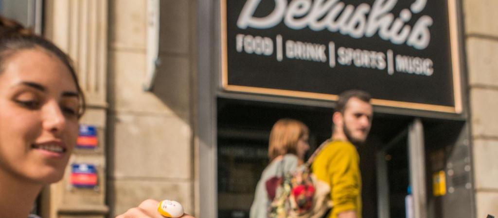 Best Sports Bars in Barcelona - Belushi's Barcelona