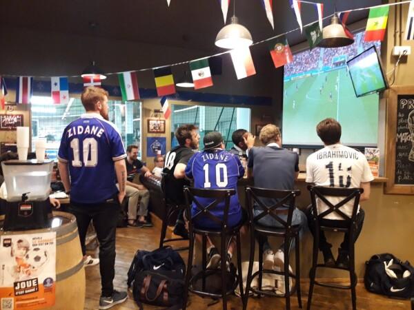 Best Sports Bars in Nanterre - Sports Bar - UrbanSoccer La Défense