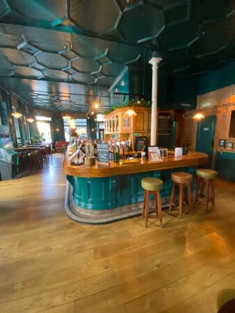 Best Sports Bars in London - North London Tavern