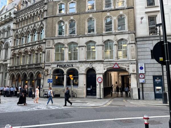 Best Sports Bars in London - Phoenix