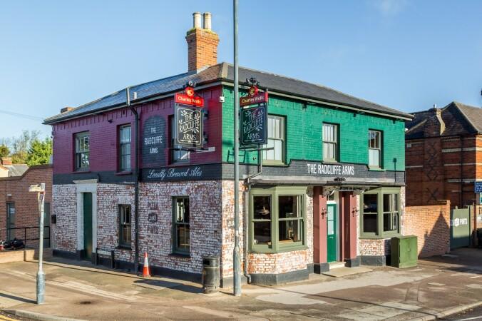 Best Sports Bars in Hitchin - The Radcliffe Arms