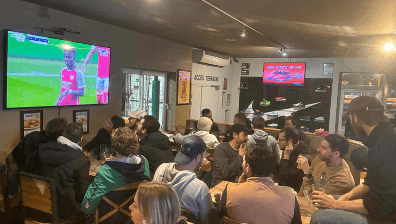 Best Sports Bars in Gennevilliers - Sports Bar - UrbanSoccer Asnières
