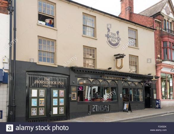 Best Sports Bars in Wellingborough - The Horseshoe Inn