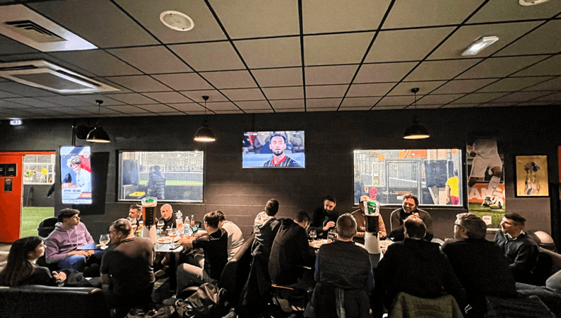 Best Sports Bars in Lezennes - Sports Bar - UrbanSoccer Lille-Lezennes