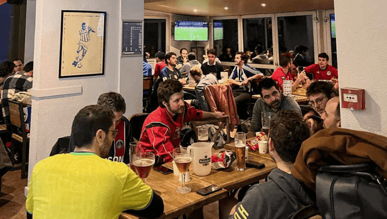 Best Sports Bars in Puteaux - Sports Bar - UrbanSoccer Puteaux-République