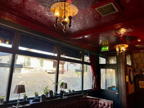 Best Sports Bars in Hammersmith - The Cross Keys