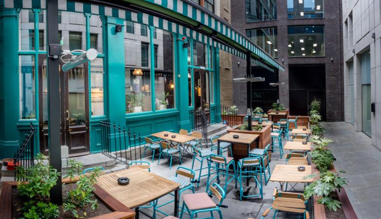 Best Sports Bars in London - Pavilion End