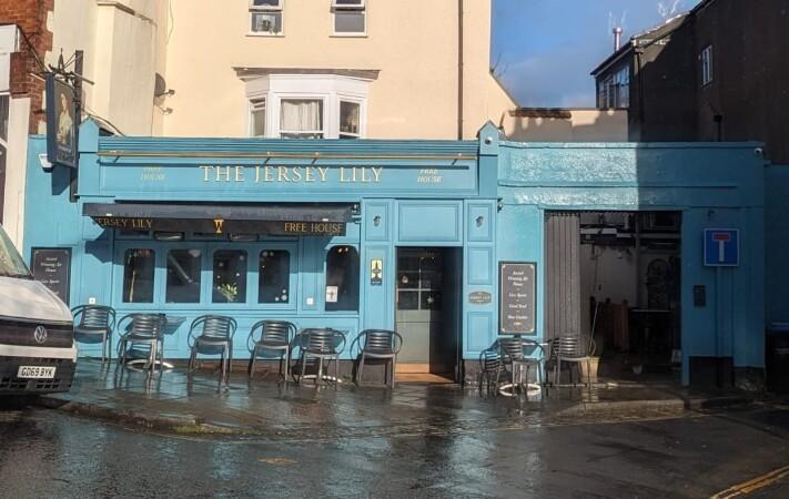 Best Sports Bars in Bristol - The Jersey Lily