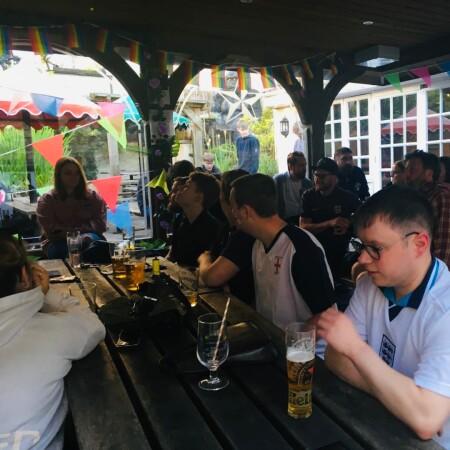 Best Sports Bars in Wotton-u-Edge - The Star Inn