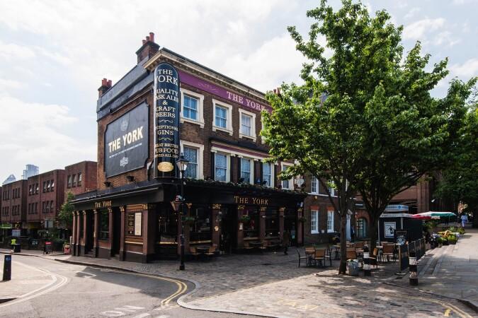 Best Sports Bars in London - The York