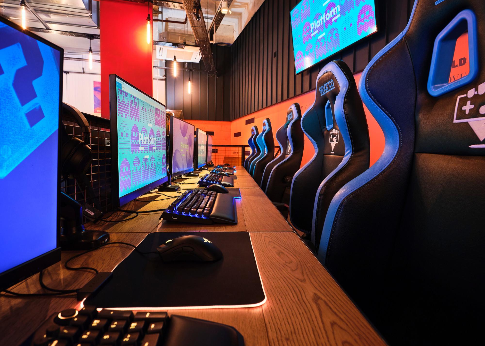 Best Sports Bars in London - Platform