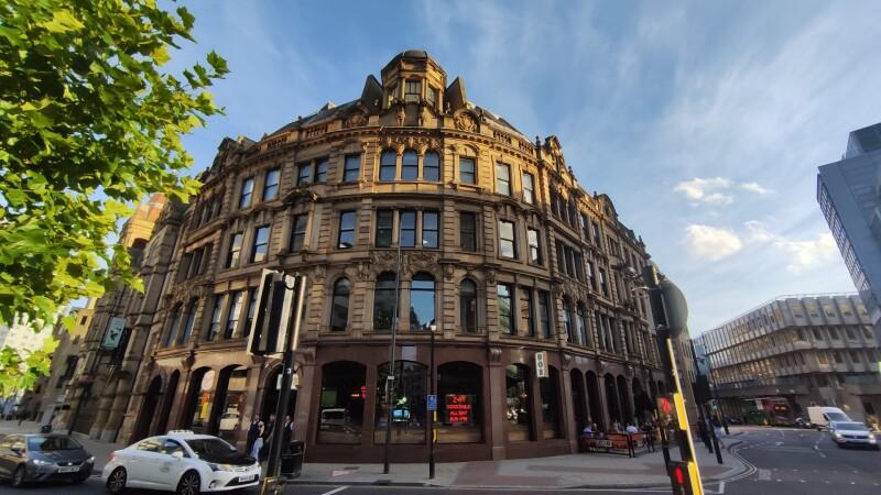 Best Sports Bars in Leeds - BOX Leeds
