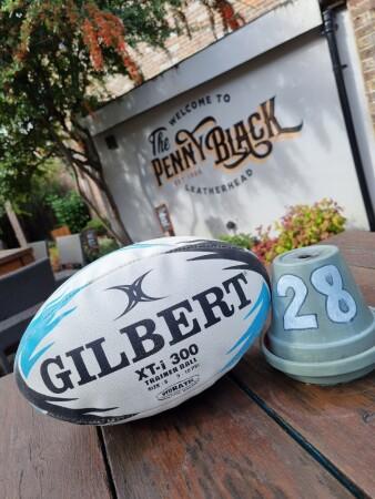 Best Sports Bars in Leatherhead - Penny Black