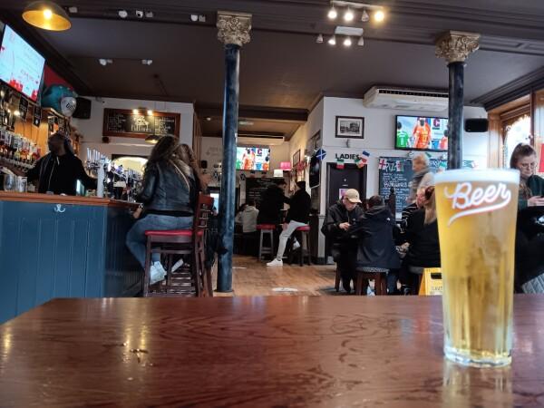 Best Sports Bars in London - Oxford Arms Camden