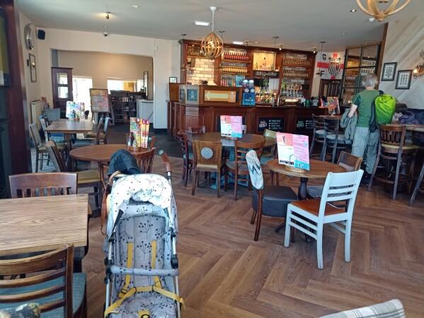 Best Sports Bars in North East Lincolnshire - Wellow (Cleethorpes)