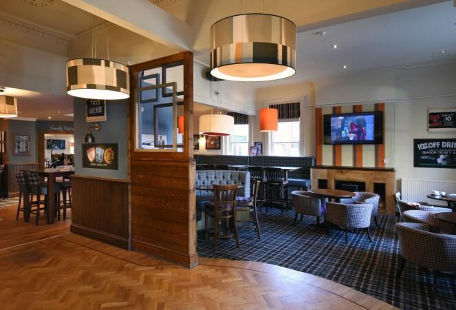 Best Sports Bars in Chester - Oaklands Hotel (Chester)