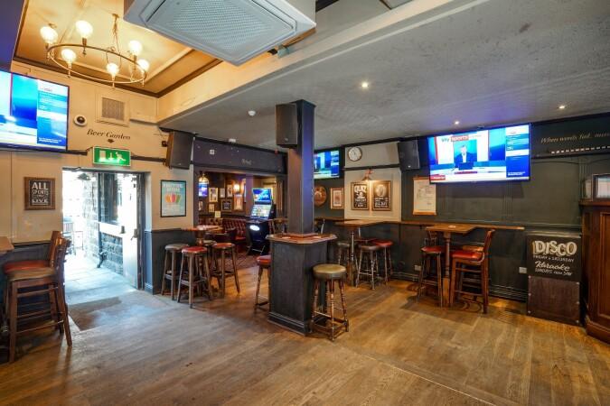 Best Sports Bars in Sheffield - Shakey (Sheffield)