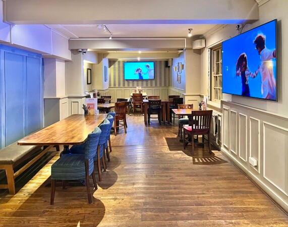 Best Sports Bars in Cheltenham - Lansdown (Cheltenham)