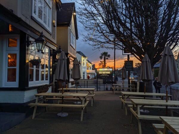 Best Sports Bars in Cambridge - Rock (Cambridge)