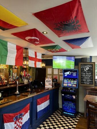 Best Sports Bars in Orpington - Buff (Orpington)