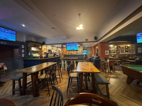Best Sports Bars in Northampton - Whitehills (Northampton)