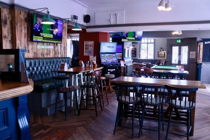 Best Sports Bars in Northampton - Whitehills (Northampton)
