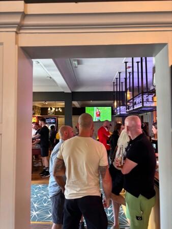 Best Sports Bars in Watford - Tudor Arms (Watford)