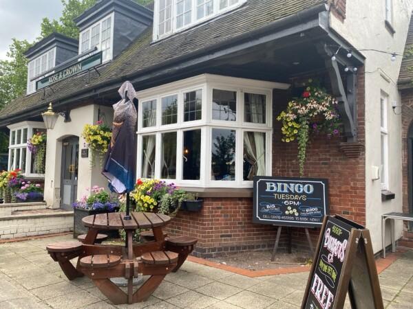 Best Sports Bars in Coventry - Rose & Crown (Coventry)