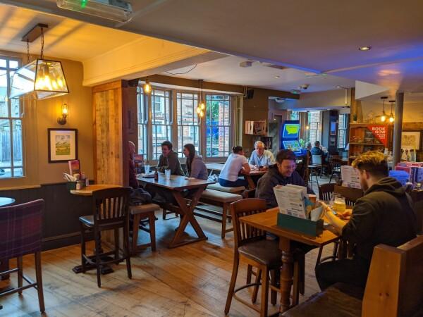 Best Sports Bars in Oxford - Duke Of Monmouth (Oxford)