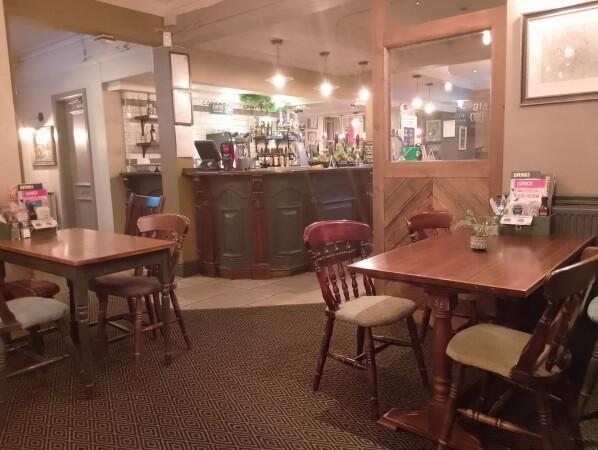 Best Sports Bars in Oxford - Duke Of Monmouth (Oxford)