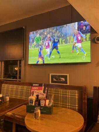 Best Sports Bars in Oxford - Duke Of Monmouth (Oxford)