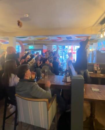 Best Sports Bars in Chichester - Old Cross (Chichester)